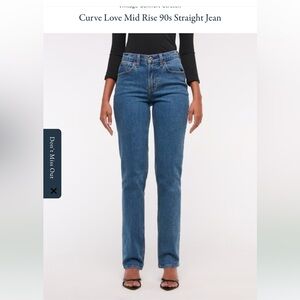 Abercrombie & Fitch Curve Love Mid Rise 90s Straight Jeans — Size 29/8 Short